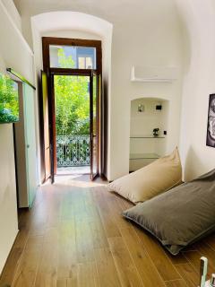 Suite169 Black - Bari - 1