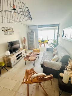 Résidence la Corniche appartement rénové de 66m2 pleine vue mer! - Sète - 2