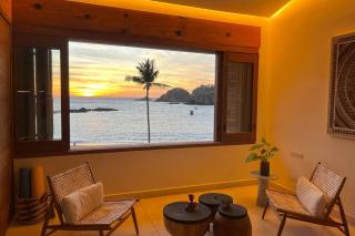 Ocean Front Luxury - 5 Pools & Private Beach Club - Costa Careyes - 0