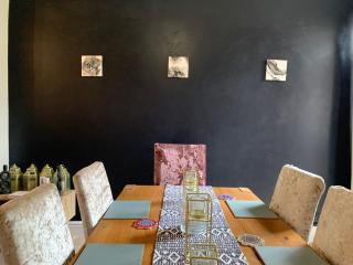 Beautifully Styled 2BR Home with Garden - Manchester - 5