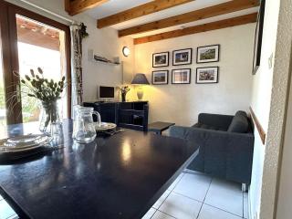 Pavillon à 400m de la mer avec piscine, terrasse et parking privé - 4 couchages - FR-1-229-844 - Gruissan - 8