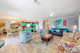 Dani's Dixie Delight - South Side - Gulf Shores - 9