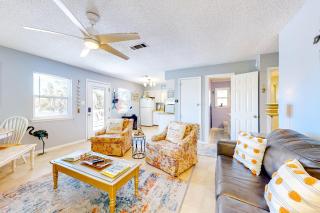 Dani's Dixie Delight - North Side - Gulf Shores - 8