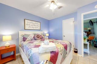 Dani's Dixie Delight - North Side - Gulf Shores - 1