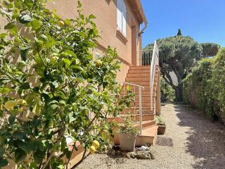 Sainte Maxime Sémaphore : Haut de Villa T4, Piscine, Terrasse, Clim, Proche Mer - FR-1-226-531 - Sainte-Maxime - 9
