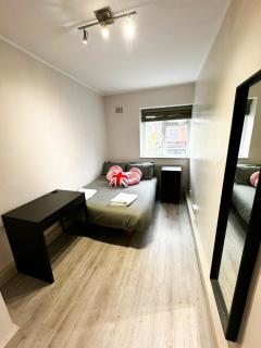 Cricklewood apartment - 8