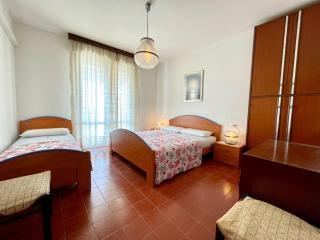 Luminous flat with terrace 250m from the sea - Porto Santa Margherita - 6