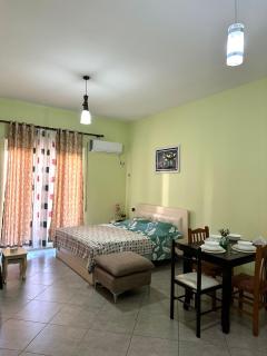 Edi's Seaside Studio,Durres - Durrës - 0