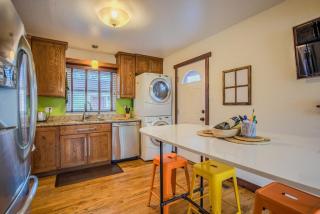 Cozy Gem Near Bike Trails & Downtown Pets OK - 3