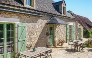 3 Bedroom Gorgeous Home In Creysse - 2