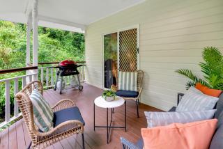 'Tropical Refuge' Classic Queenslander Paradise - Stratford - 0