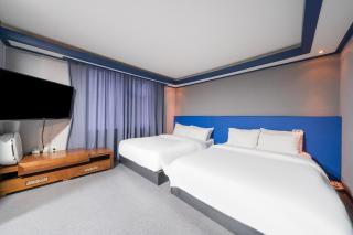 Noblesse Hotel - Jeju - 2