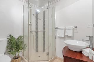 Whitfield Waters - Resort Living for Families - Edge Hill - 5