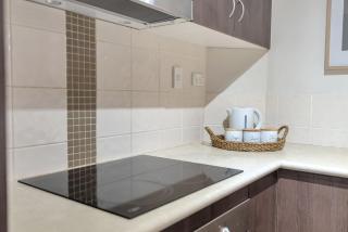 Whitfield Waters - Resort Living for Families - Edge Hill - 1