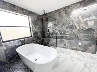 Modern Lakefront Home - 3