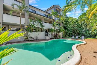 Poolside on Martyn - Relax by the Resort Pool - 0