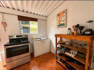 Estudio completo en Tunco! cocina propia - Tamanique - 0