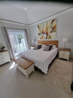Beautiful 2-Bed Villa in Quinta do Lago with Pool - Quinta do Lago - 6