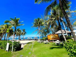 Kosmos Apart Hotel Phu Quoc - Night market & Walkin to beach - Phú Quốc - 0