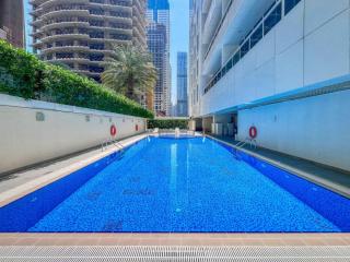 GuestReady - Luxury haven at Marina Arcade - Dubai - 7