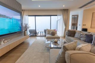 Executive Luxury No Expense Spared Beautiful V66 - Ban Saiyuan (1) - 0