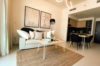 Elegant 1-BR , Close to Burj Khalifa, Burj Crown - 7