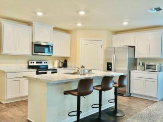 Beautiful New 4-BR Home Near all Major Attractions - Palm Coast - 9