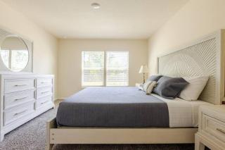 Beautiful New 4-BR Home Near all Major Attractions - Palm Coast - 6