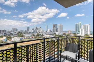Blueground Wynwood gym roof pool nr Midtown MIA-96 - 6