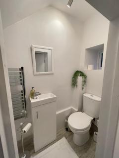 Pheasants Crossing - luxurious and cozy cottage in peaceful rural location - Almondbury - 4
