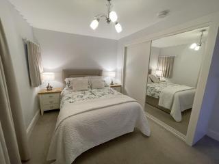 Pheasants Crossing - luxurious and cozy cottage in peaceful rural location - Almondbury - 6