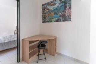Appartement moderne à L'Isle-sur-la-Sorgue, 50 m² avec parking. - 4