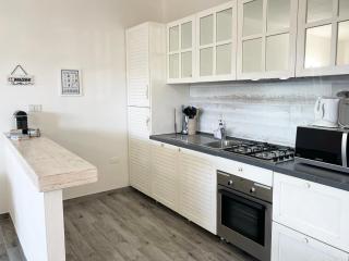 LIKE at HOME n 12 Poolside Garden Apartment - Palau - 5