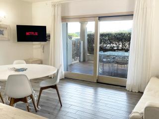 LIKE at HOME n 12 Poolside Garden Apartment - Palau - 4