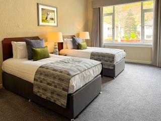 The Royal Hotel - 7