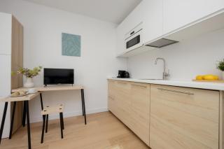 Beautiful Studio near Mokotów Field by Noclegi Renters - Varsavia - 8