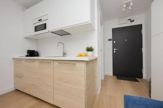 Beautiful Studio near Mokotów Field by Noclegi Renters - Varsavia - 2