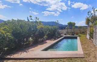 Stunning Home In Saint-Laurent-De-La-Ca - 3