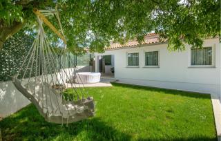 Awesome Home In Barban With Jacuzzi - Divšići - 1