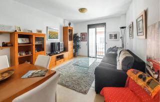 2 Bedroom Beautiful Apartment In Fuengirola - Fuengirola - 9