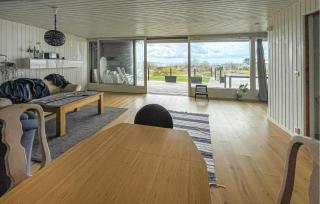 Beautiful Home In Stråvalla With Wifi - Stråvalla - 1