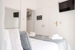 Milena's Bedroom - Nazaré - 2