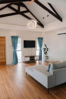 C-View Beach Resort - Cantilan - 4