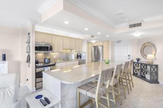 Sandcastle I-707 - Marco Island - 2