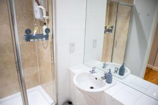 Central 2 Bed Apartment - Leeds City Centre - For Relocators, Professionals - Leeds - 3