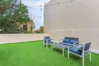 Standalone 1-BR Apt with Terrace in Ashrafieh - Beirut - 2