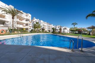 Lets in the Sun Golf Gardens Apartment - Malaga - 3