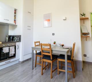 Proche centre, 2 couchages, calme, lumineux - 8