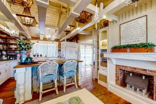 Provincial French Cottage - Fort Myers - 7