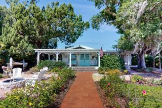 Provincial French Cottage - Fort Myers - 6
